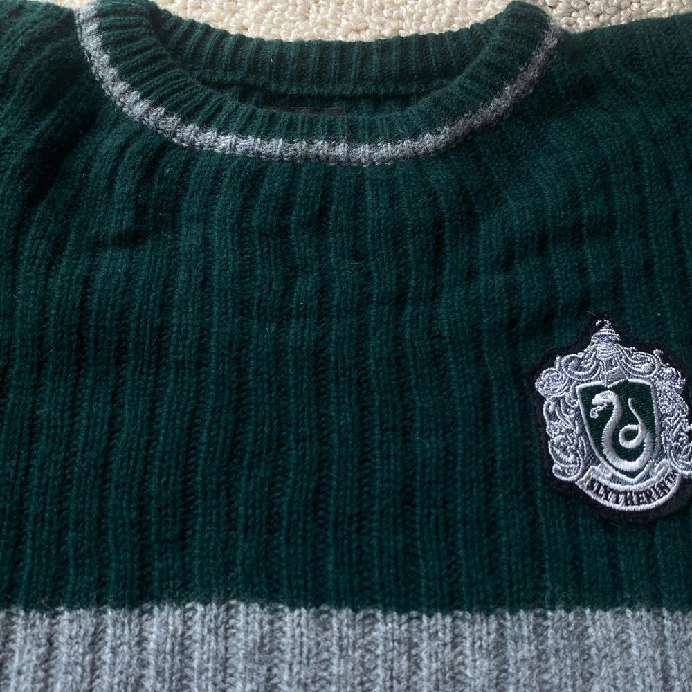 Harry Potter Medium Slytherin Wool Sweater Lambswool Quidditch - Picture 9 of 10